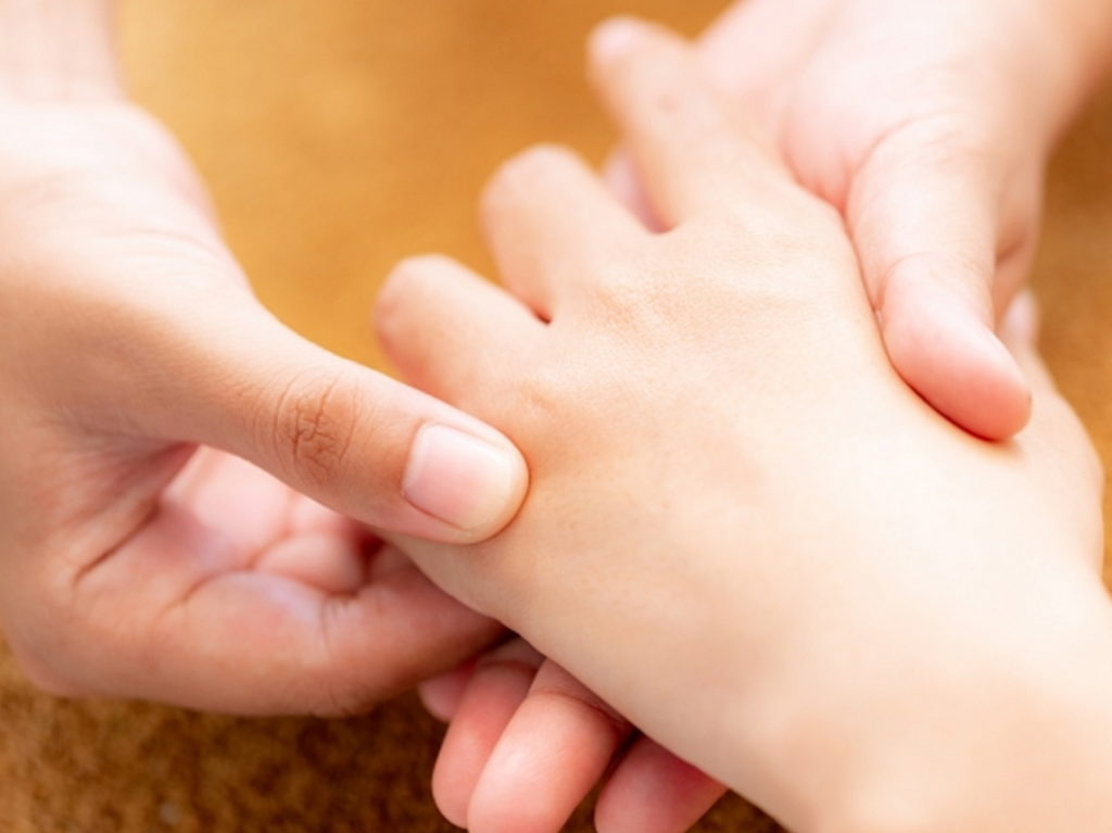 アロマハンドトリートメント ハンドマッサージ 厚木市 本厚木 地域活性