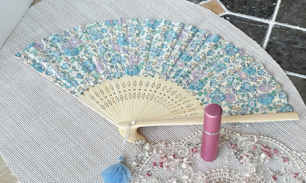 八重桜 アロマ扇子 ワークショップ 桜の香水 厚木市 神奈川県 海老名市 小田急線 大人の習い事 趣味23456