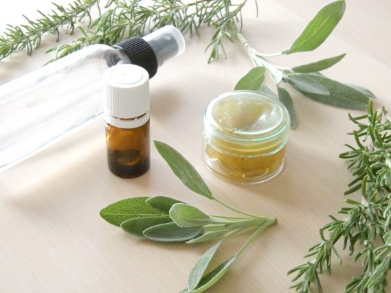 アロマテラピー出張講座　ハーブセミナー　福利厚生　企業　従業員の健康　セミナー依頼　プロフェショナル